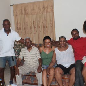 Meet your Posher, Raquel